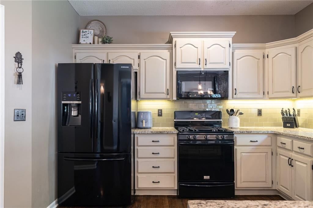 2636 W Whitney Street — photo 17