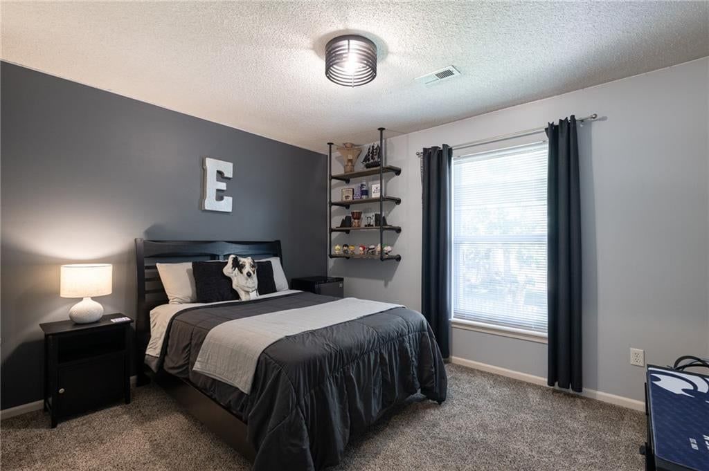 2636 W Whitney Street — photo 39