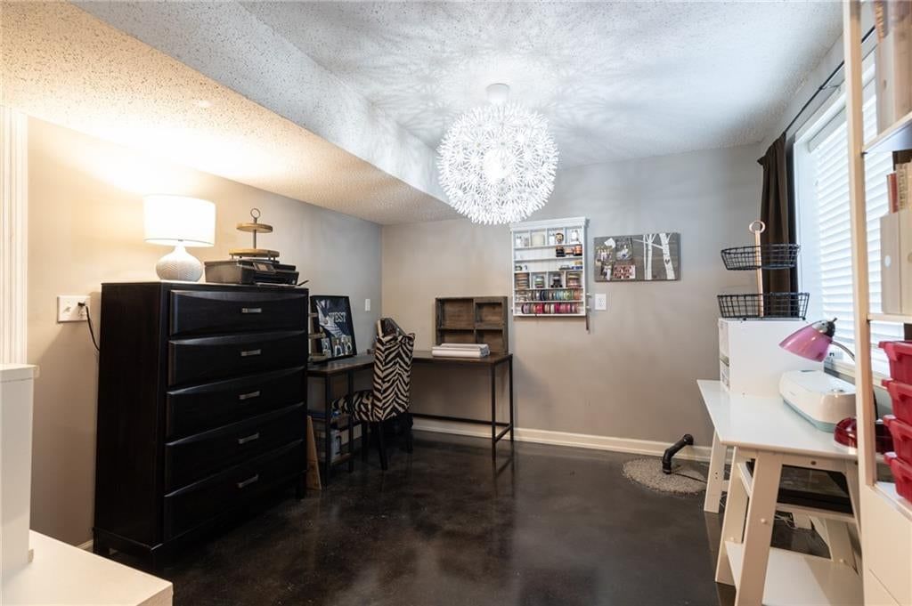 2636 W Whitney Street — photo 44