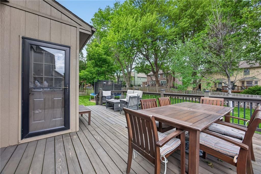 2636 W Whitney Street — photo 46