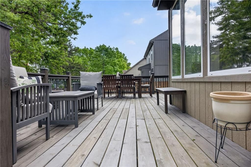2636 W Whitney Street — photo 48