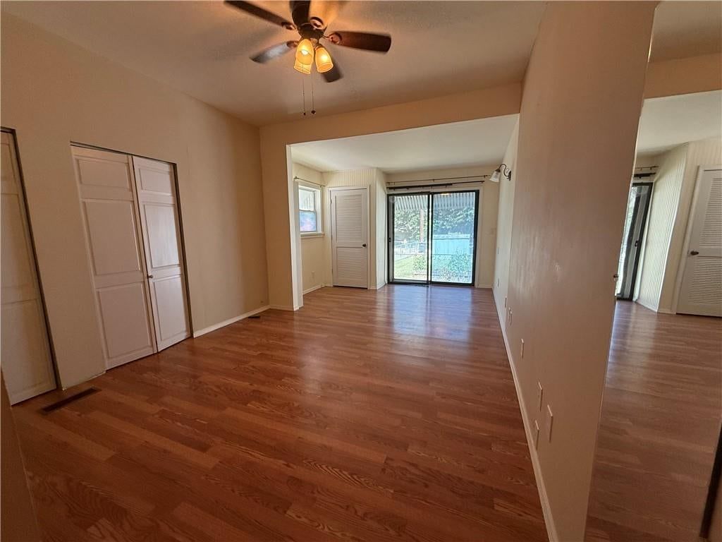 714 W 8th Street — photo 12