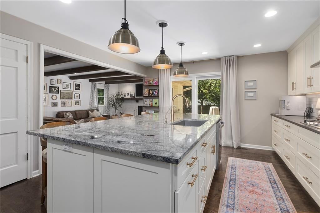 10500 Farley Street — photo 13