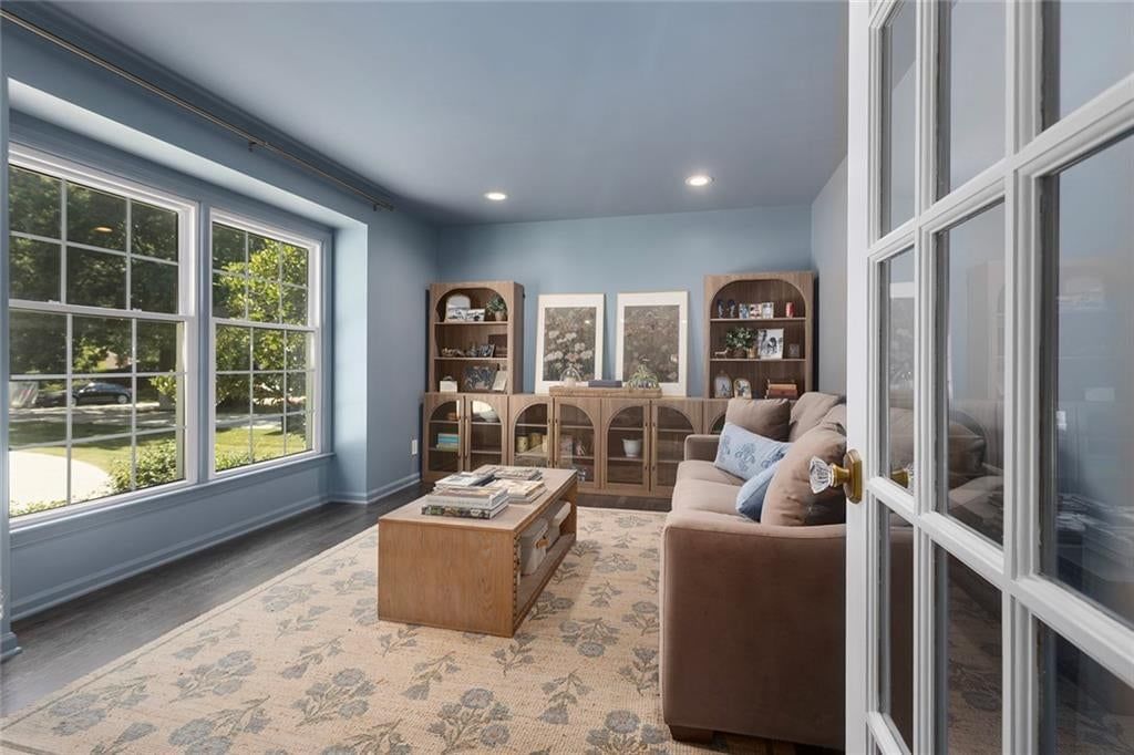 10500 Farley Street — photo 18