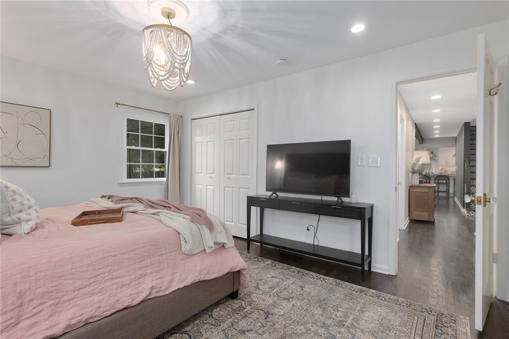 10500 Farley Street — photo 24