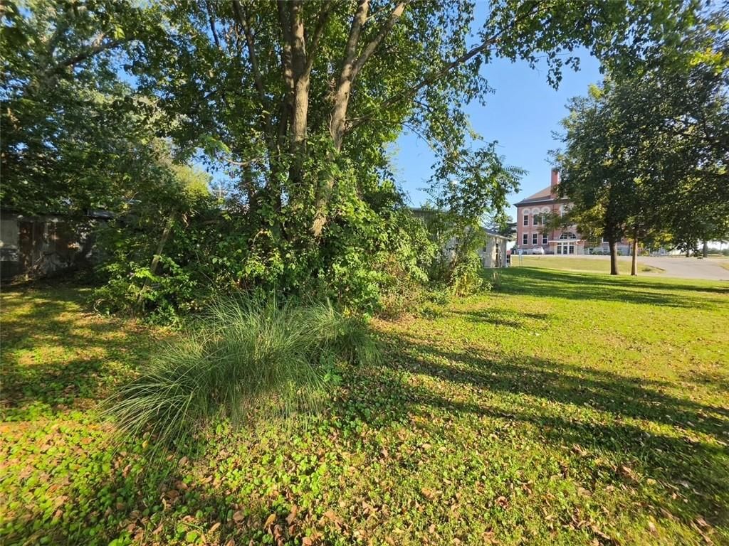 115 N Franklin Street — photo 17