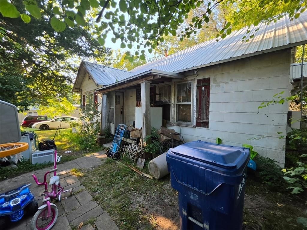 115 N Franklin Street — photo 18