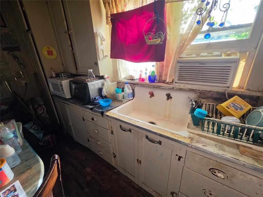 115 N Franklin Street — photo 20