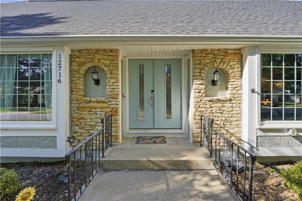12716 W 57th Terrace — photo 3