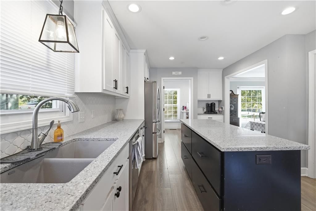12716 W 57th Terrace — photo 8