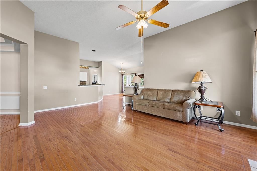 9202 N Charlotte Court — photo 10