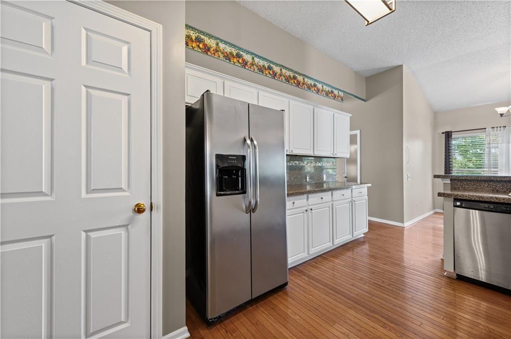 9202 N Charlotte Court — photo 16