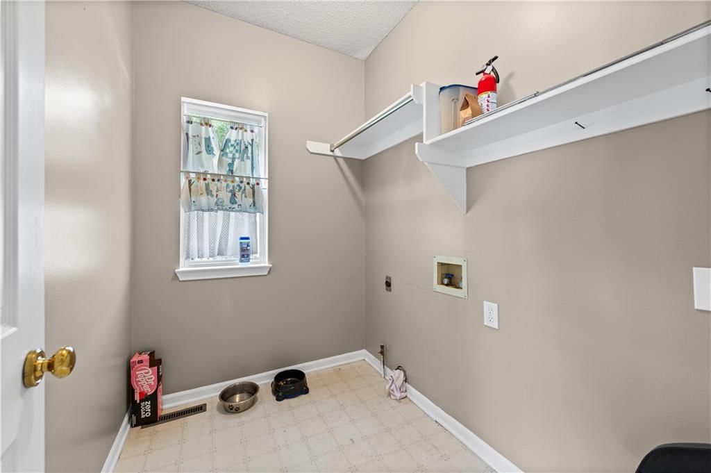 9202 N Charlotte Court — photo 31