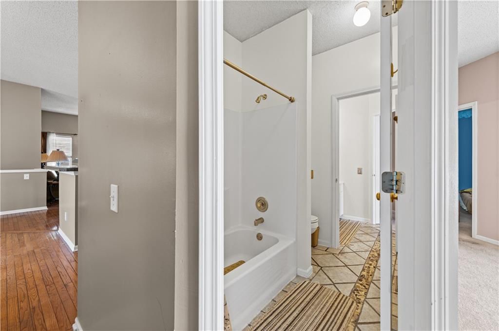 9202 N Charlotte Court — photo 32