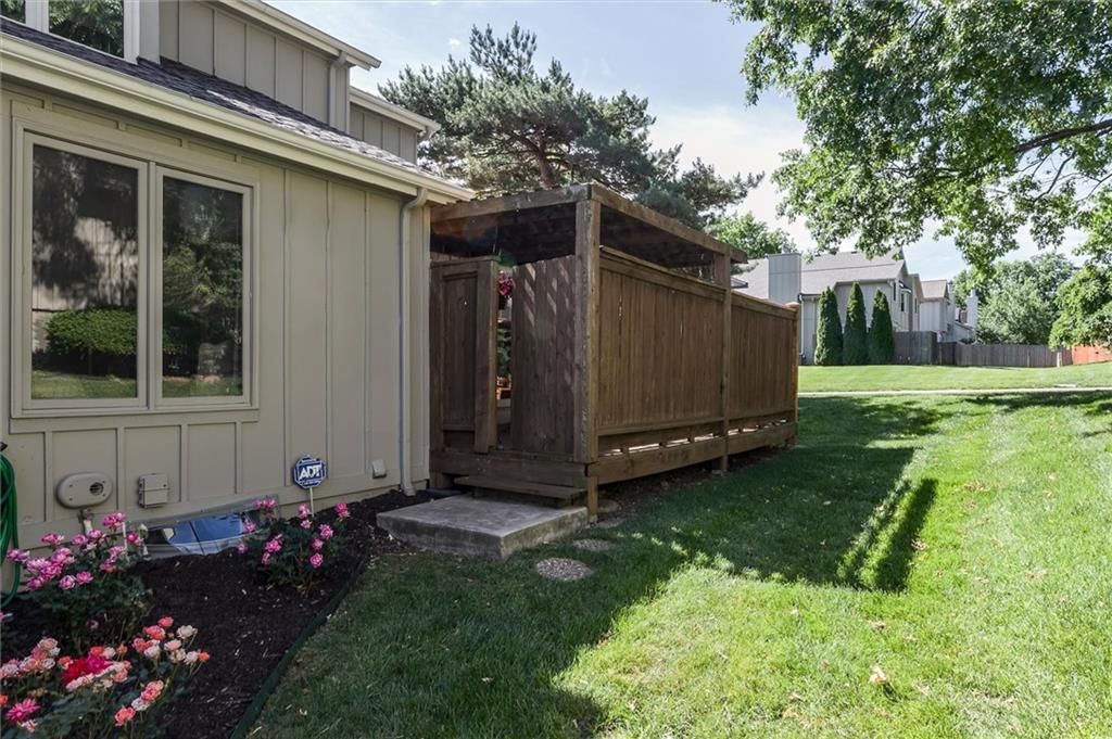 12014 Hemlock Street — photo 35