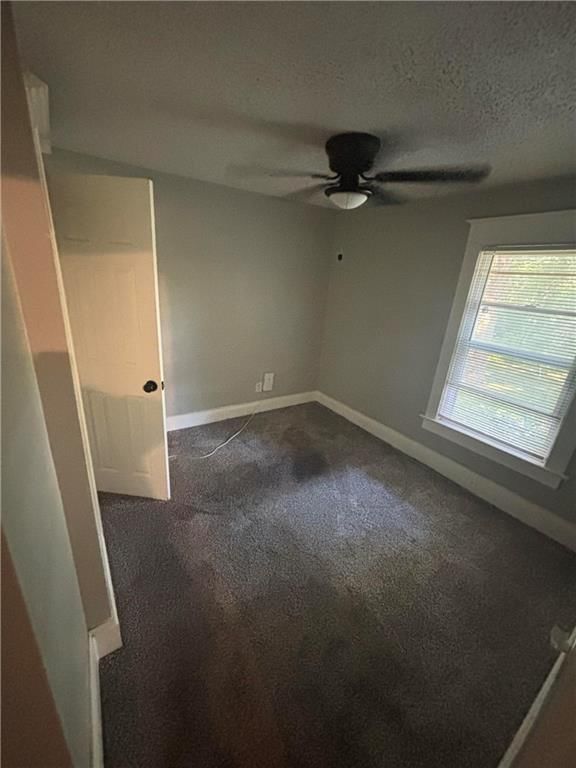 Photo 8 of 25, 3601 E 60th Street, Kansas City, MO 64130