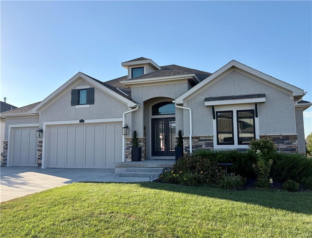 2818 NE 102nd Street, Kansas City, MO