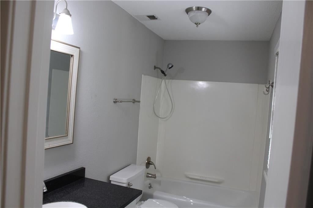 6216 Robinson Street — photo 14