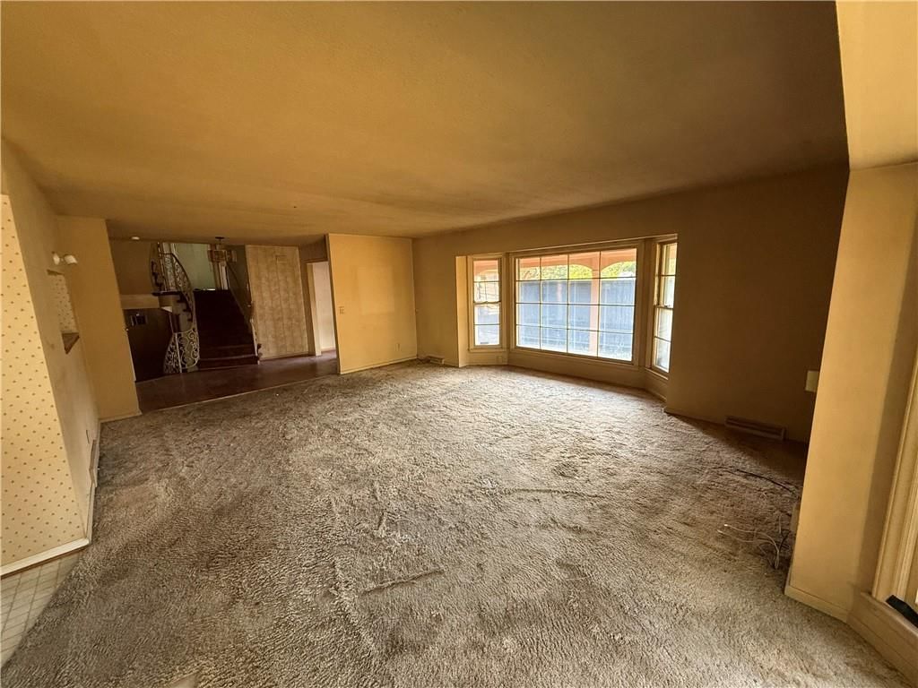 8727 W 104th Street — photo 4