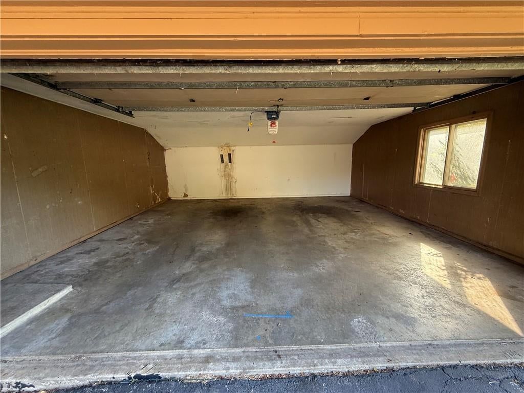 8727 W 104th Street — photo 30