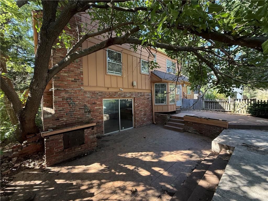 8727 W 104th Street — photo 31