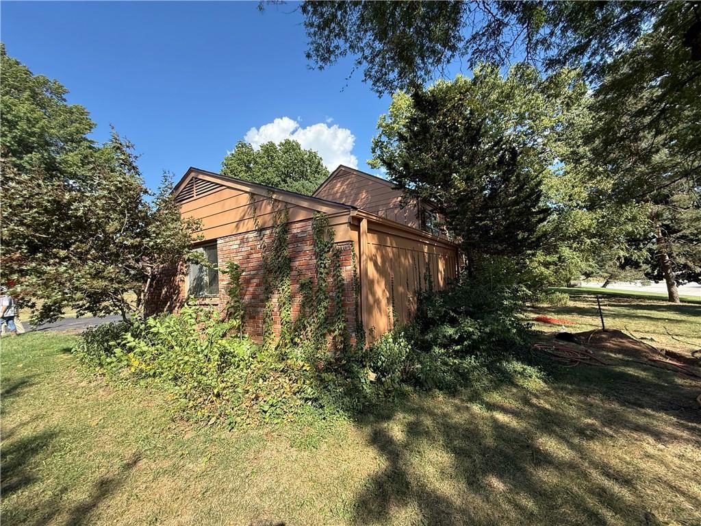 8727 W 104th Street — photo 36