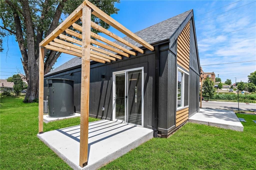 800 Tauromee Avenue — photo 27