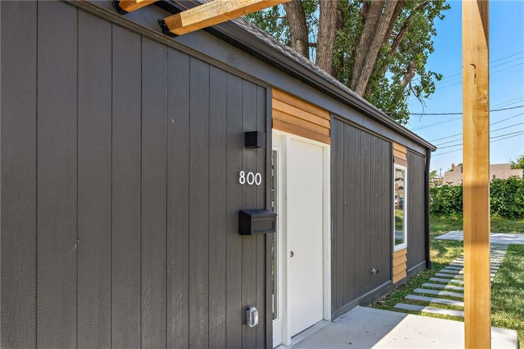 800 Tauromee Avenue — photo 30