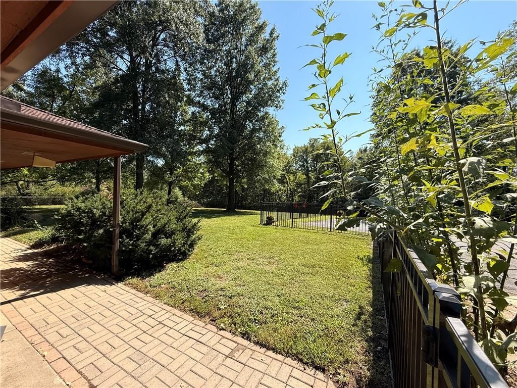 13619 Clementine Road, Smithville, MO: listing photo 2