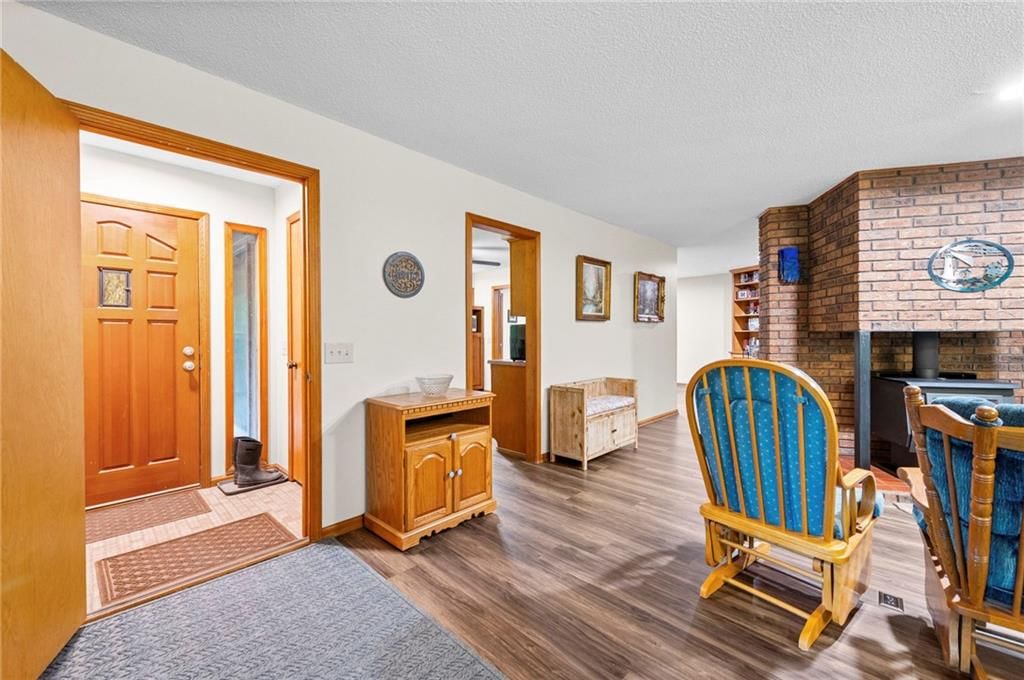 Photo 9 of 52 - 13619 Clementine Road, Smithville, MO 64089