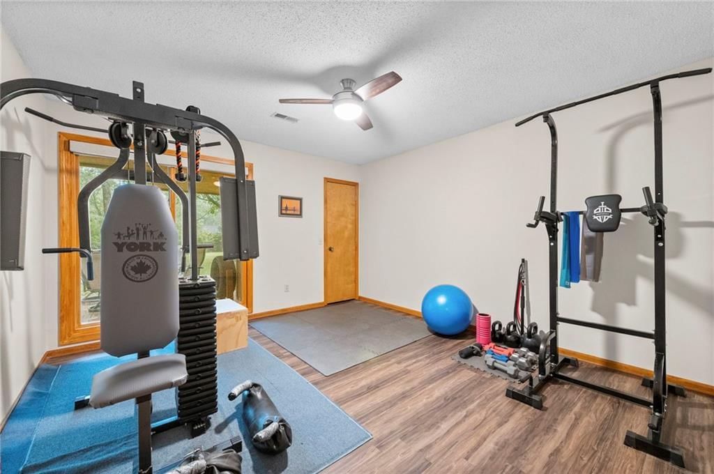 Photo 31 of 52, 13619 Clementine Road, Smithville, MO 64089
