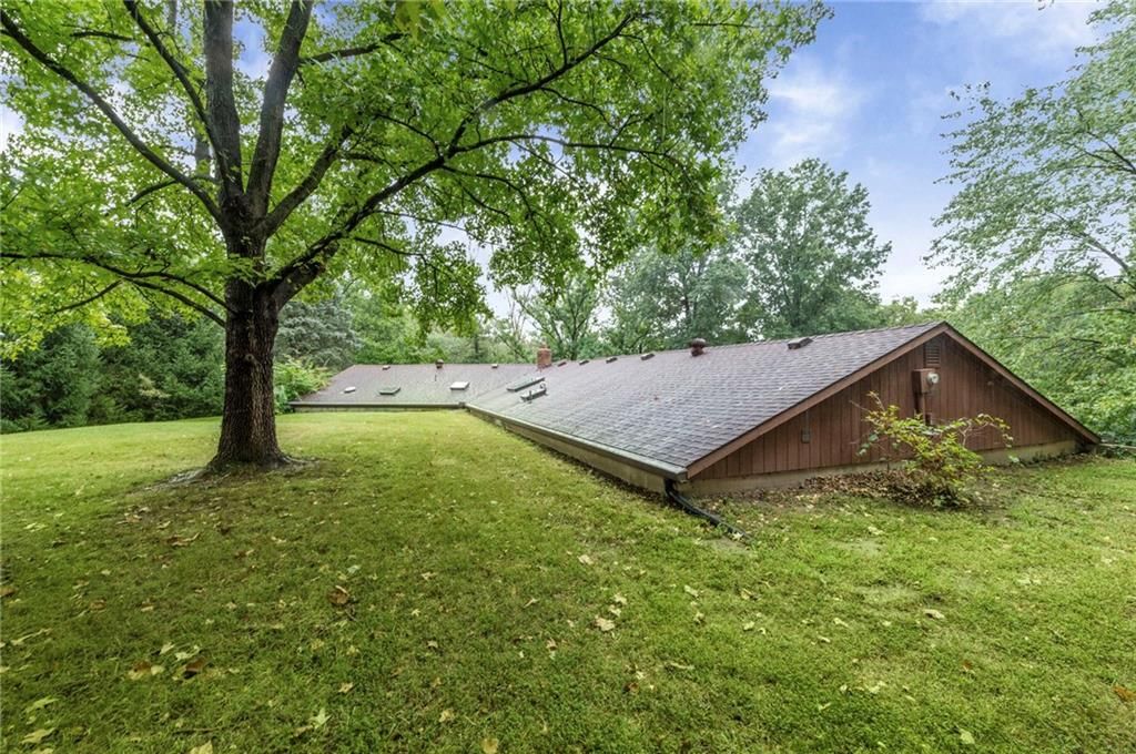 Photo 46 of 52 - 13619 Clementine Road, Smithville, MO 64089