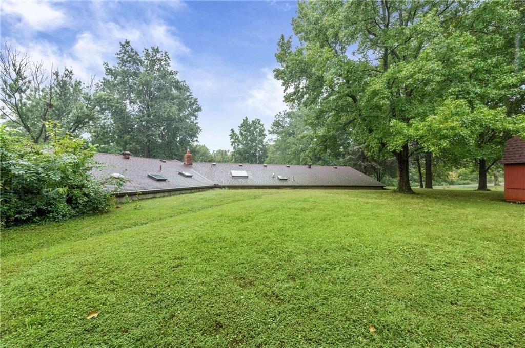 Photo 48 of 52 - 13619 Clementine Road, Smithville, MO 64089