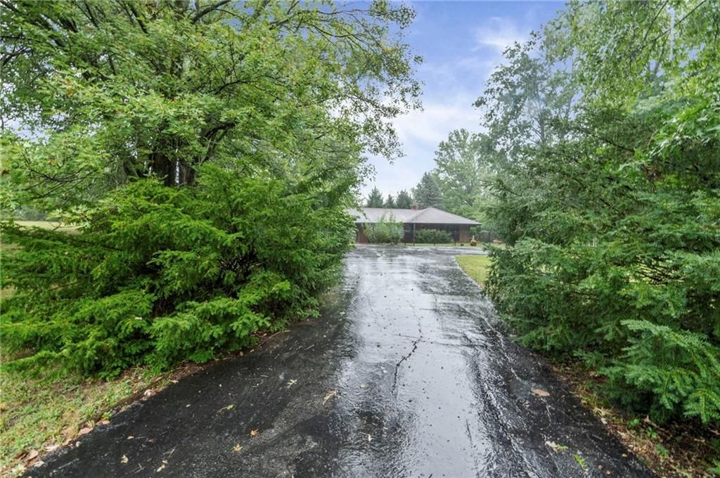 Photo 52 of 52 - 13619 Clementine Road, Smithville, MO 64089