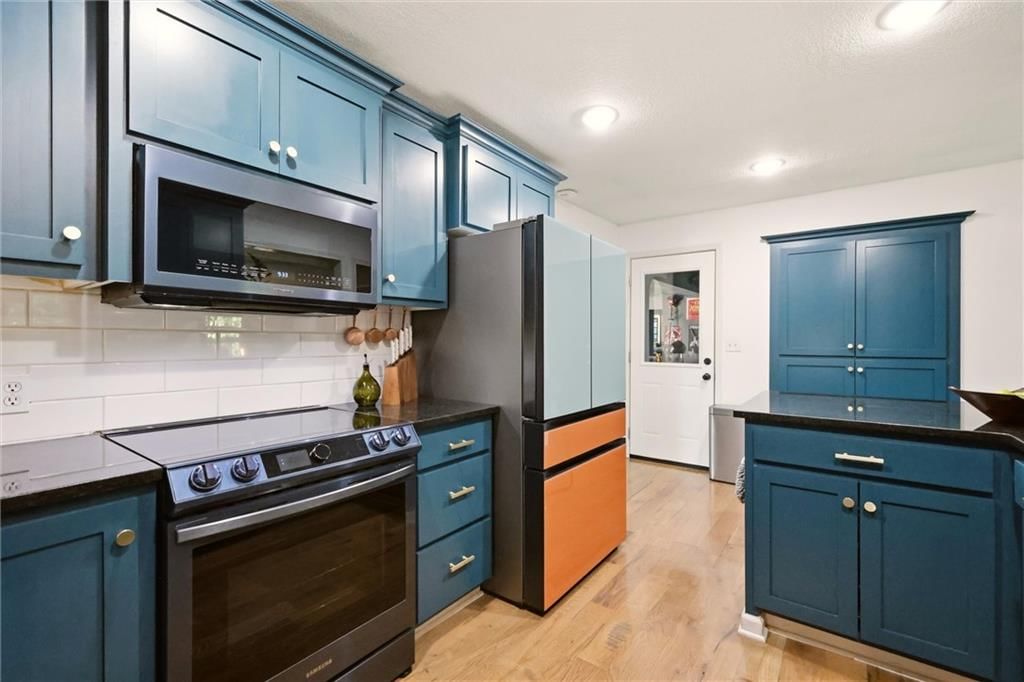6004 NW Crystal Pool Drive — photo 13
