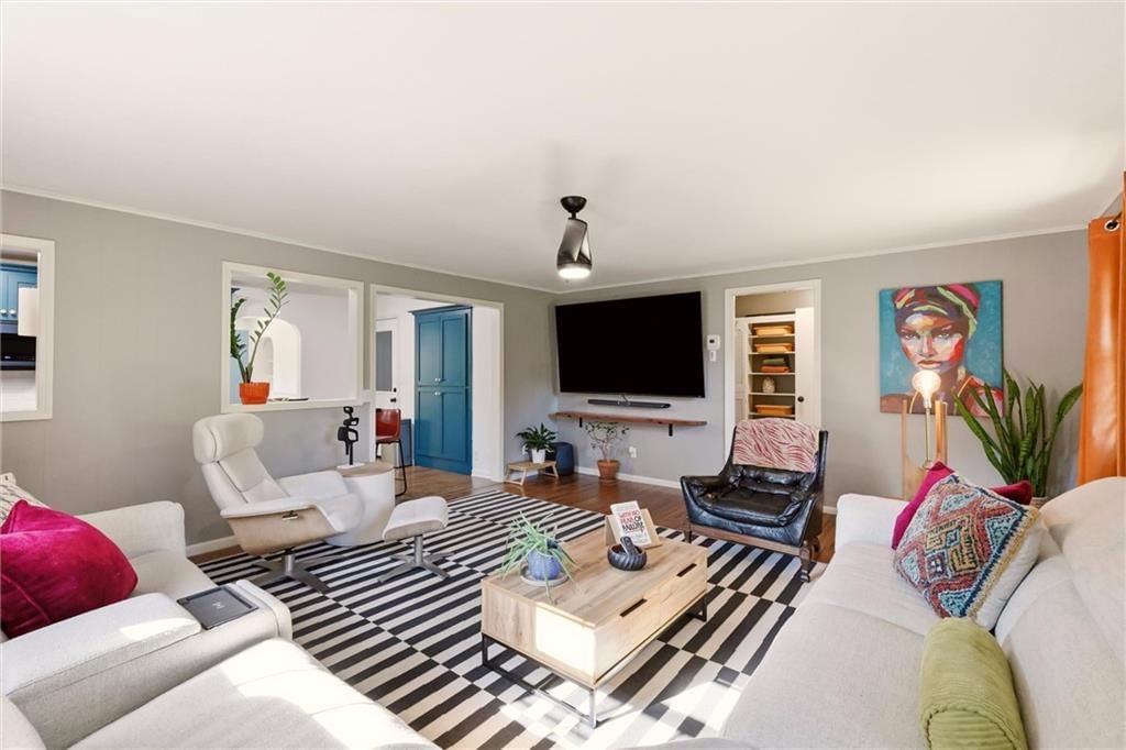 6004 NW Crystal Pool Drive — photo 16