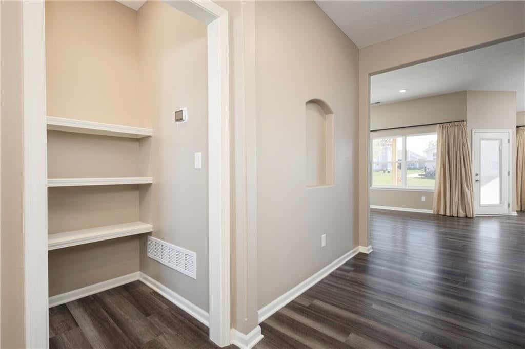 413 NE Poplar Court — photo 7