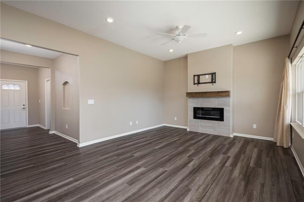 413 NE Poplar Court — photo 9