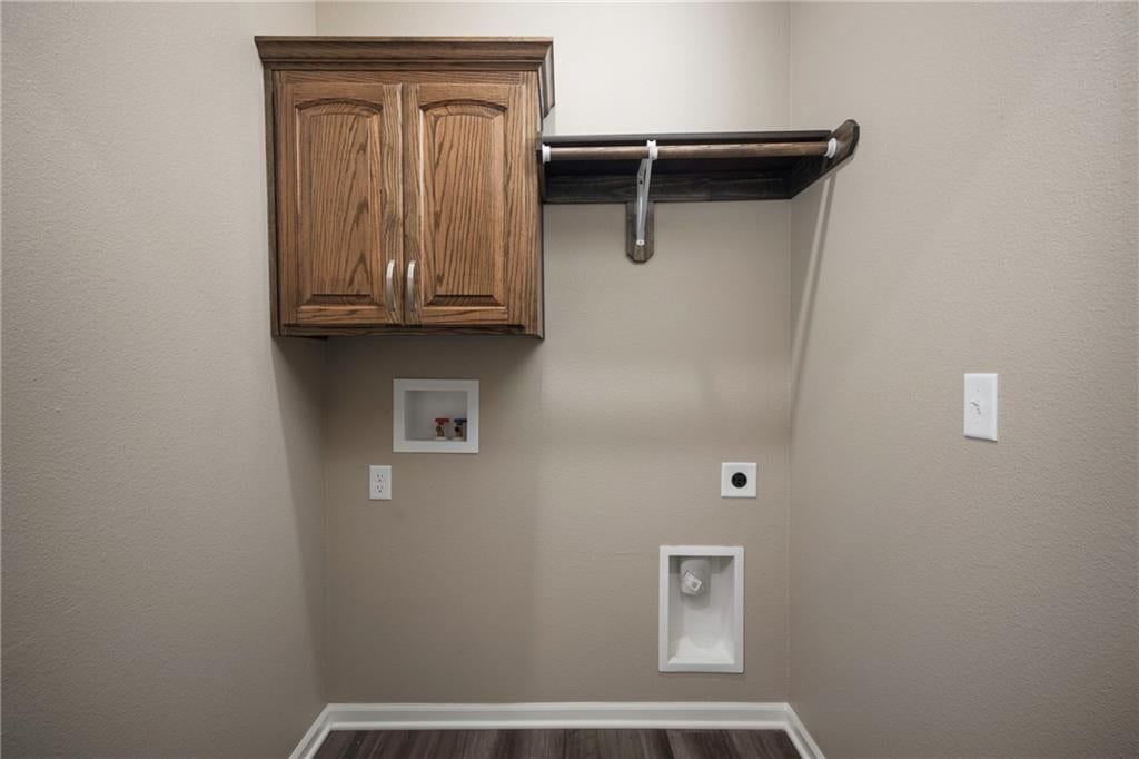 413 NE Poplar Court — photo 18
