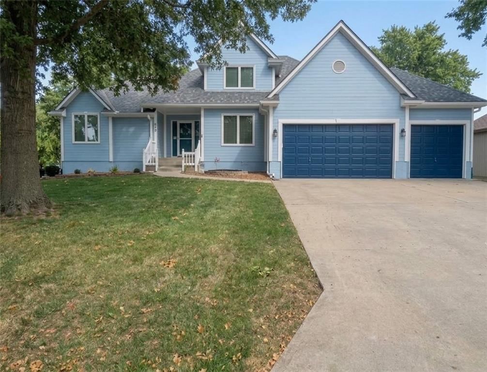 910 Sweet Cherry Place, Belton, MO
