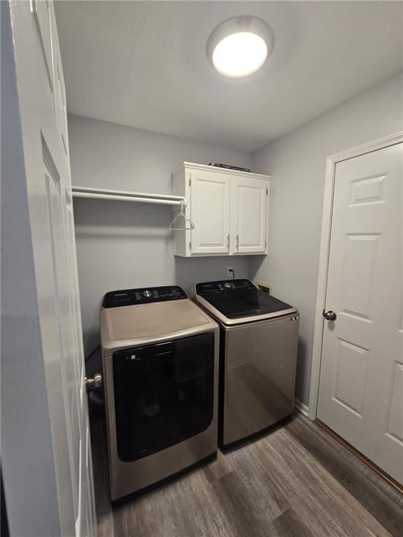 Photo 9 of 35 - 910 Sweet Cherry Place, Belton, MO 64012