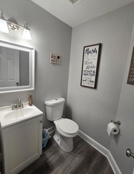 Photo 28 of 35 - 910 Sweet Cherry Place, Belton, MO 64012
