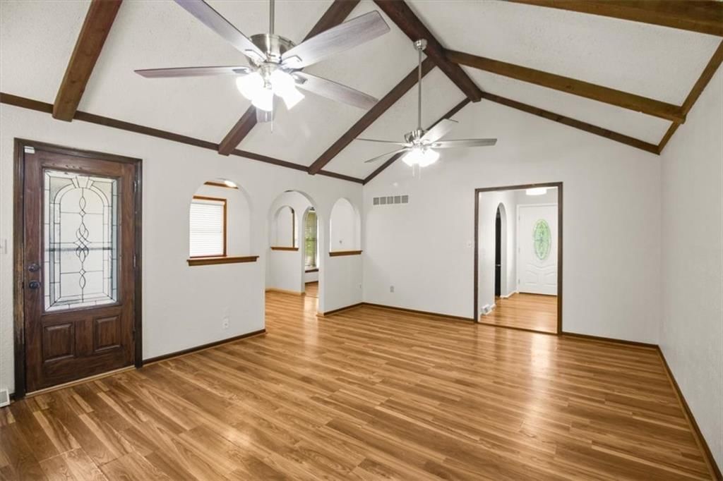 2413 Paris Drive — photo 3