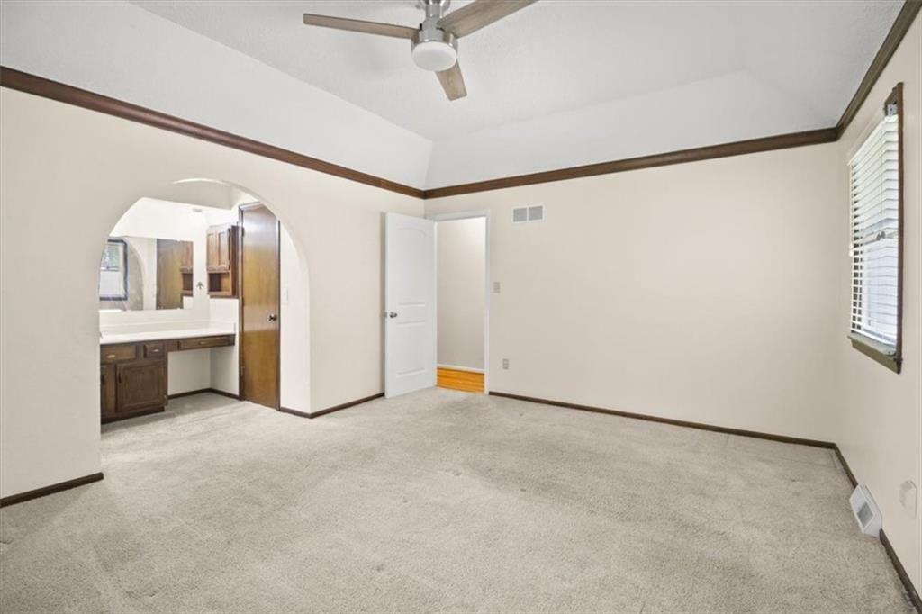 2413 Paris Drive — photo 12