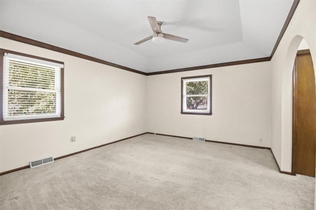 2413 Paris Drive — photo 14