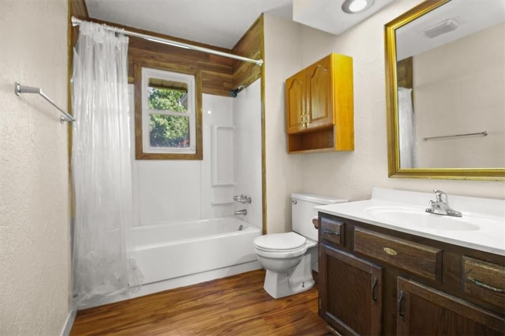 2413 Paris Drive — photo 16