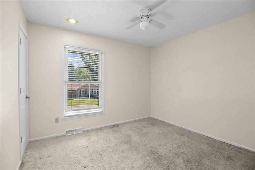 2413 Paris Drive — photo 17