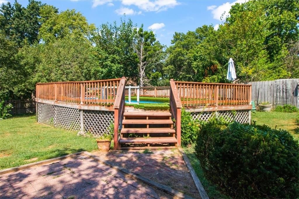 2413 Paris Drive — photo 24
