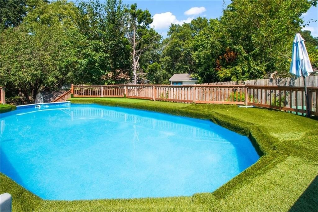 2413 Paris Drive — photo 25