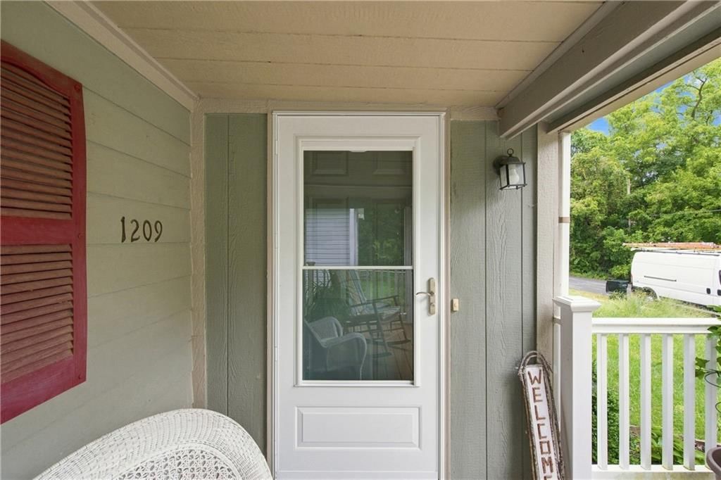 1209 High Street — photo 4